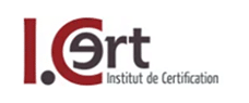 I.Cərt Institut de Certification | Logo officiel Logo I.Cərt de l'Institut de Certification. Le I majuscule et le point sont rouge sombre, le C stylisé est un cercle rouge partiel entourant la lettre ə.